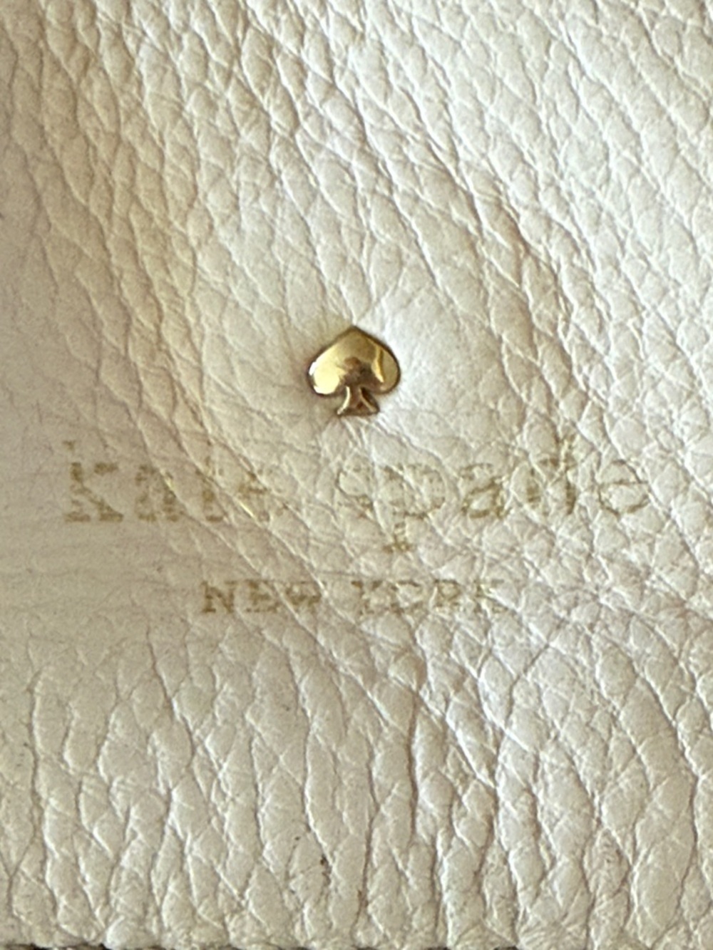 Kate Spade New York Off White Chain Detail Zip Top Leather Crossbody Bag - Picture 8 of 8
